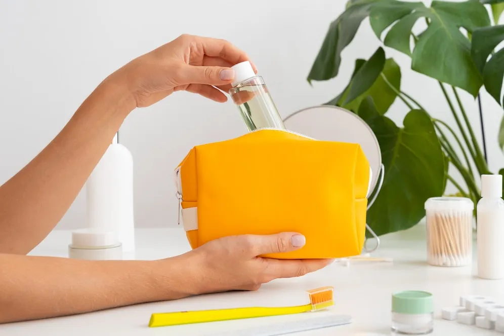 hands-using-vanity-case-side